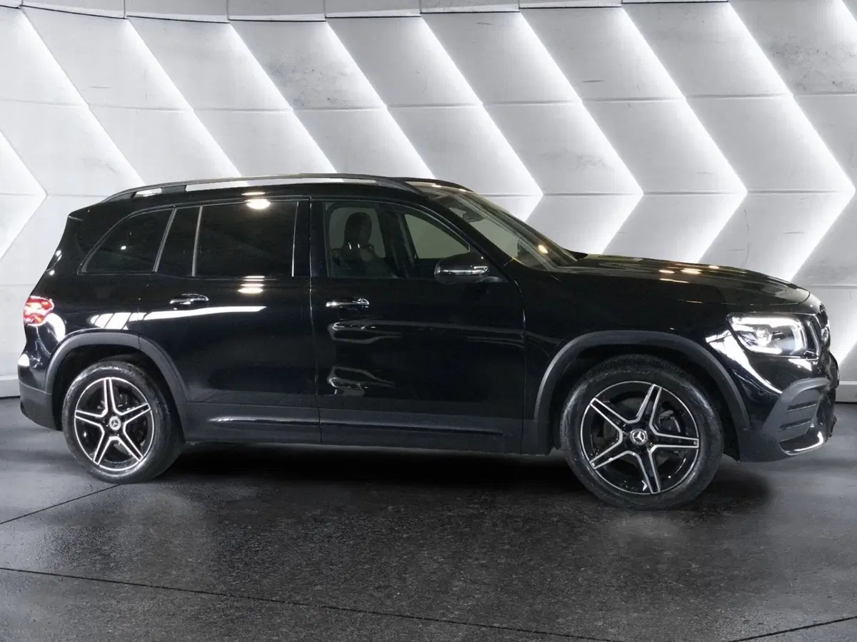 Mercedes-Benz GLB usata a Caserta (4)