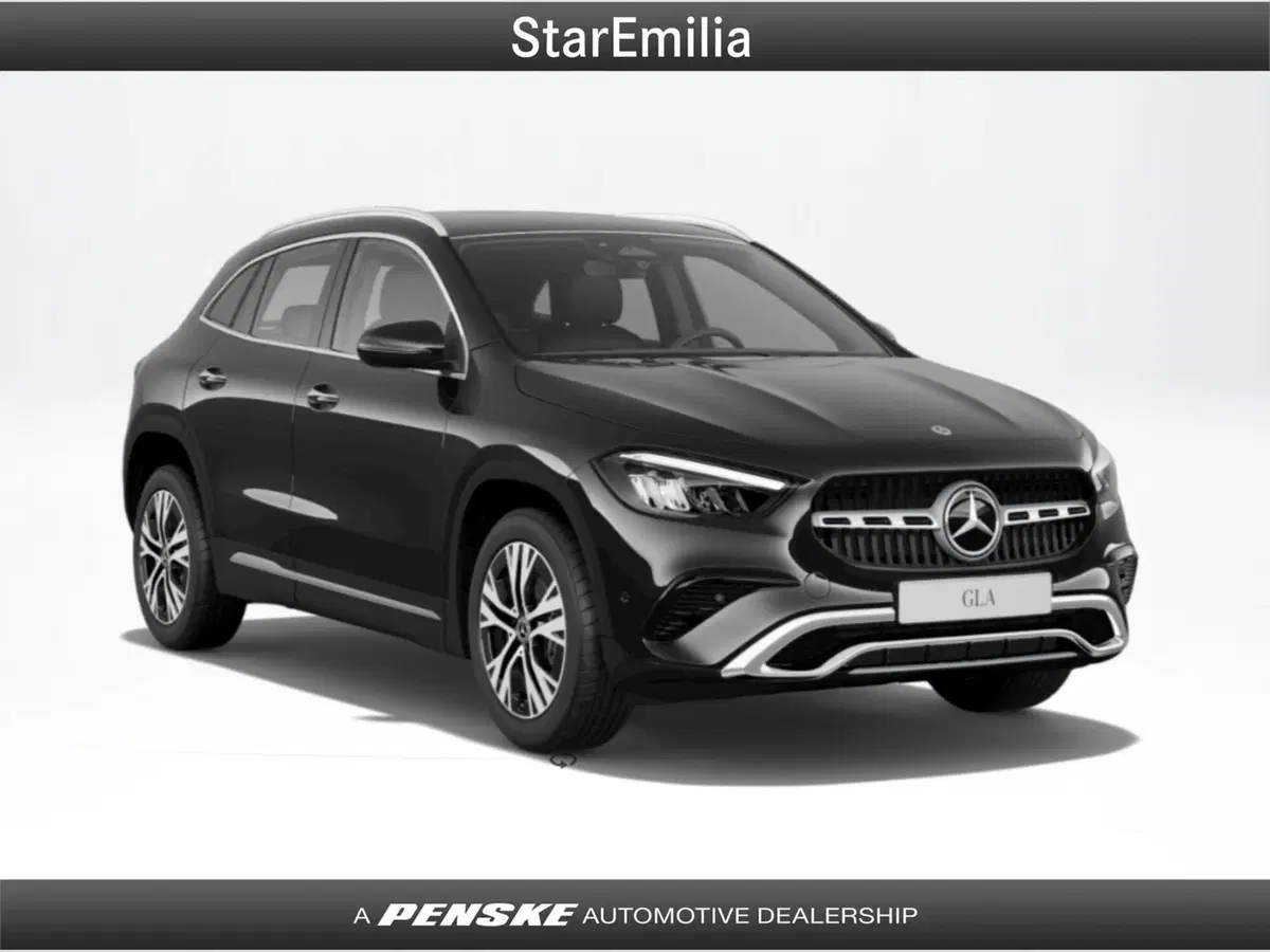 Mercedes-Benz GLA SUV nuova a Bologna