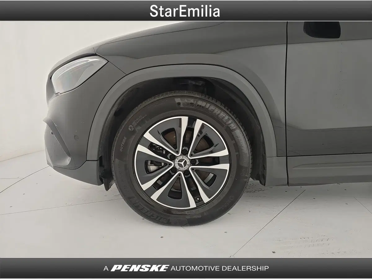 Mercedes-Benz GLA SUV usata a Bologna (8)