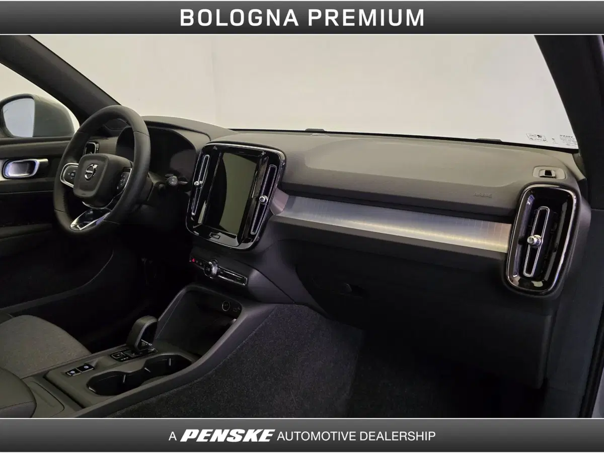 Volvo XC40 usata a Bologna (16)