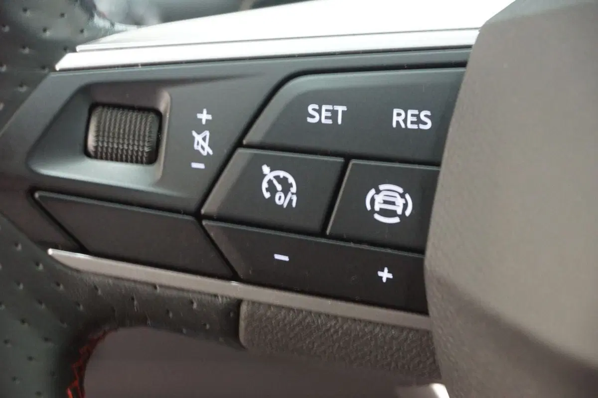 SEAT Leon ST usata a Torino (12)
