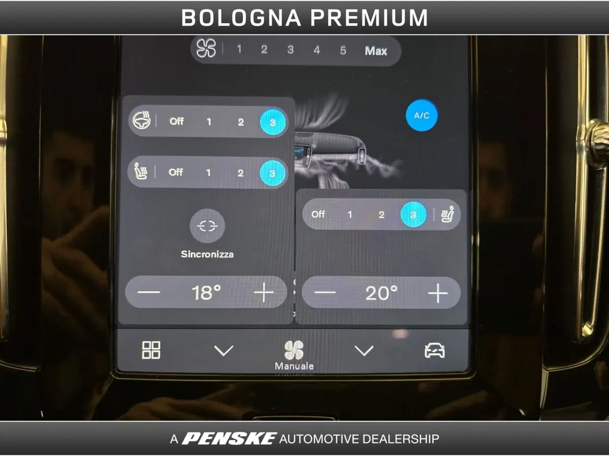 Volvo XC40 usata a Bologna (12)