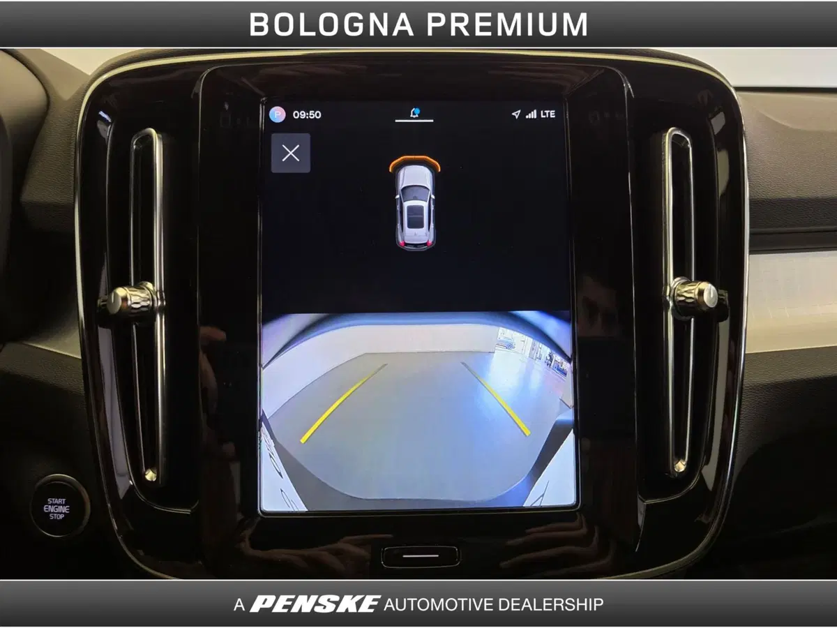 Volvo XC40 usata a Bologna (14)