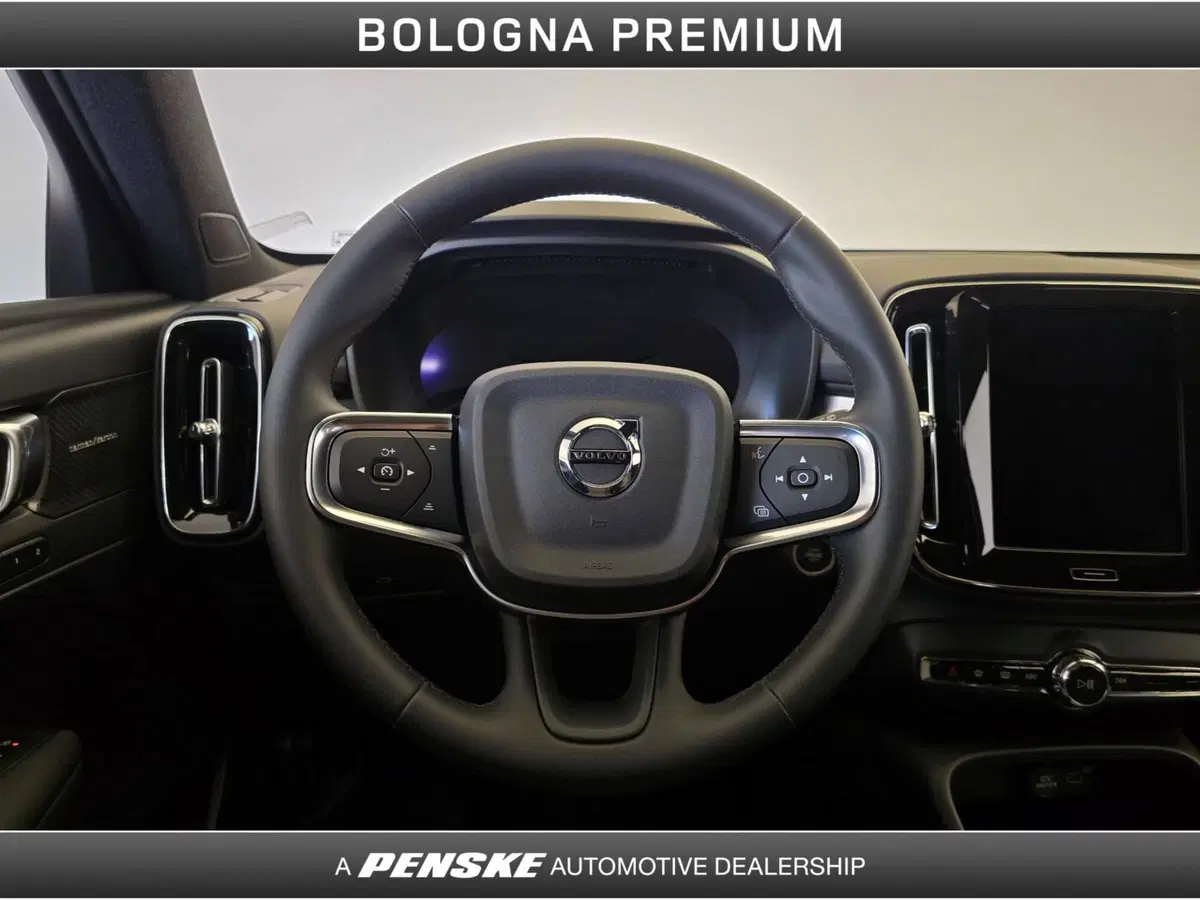 Volvo XC40 usata a Bologna (18)