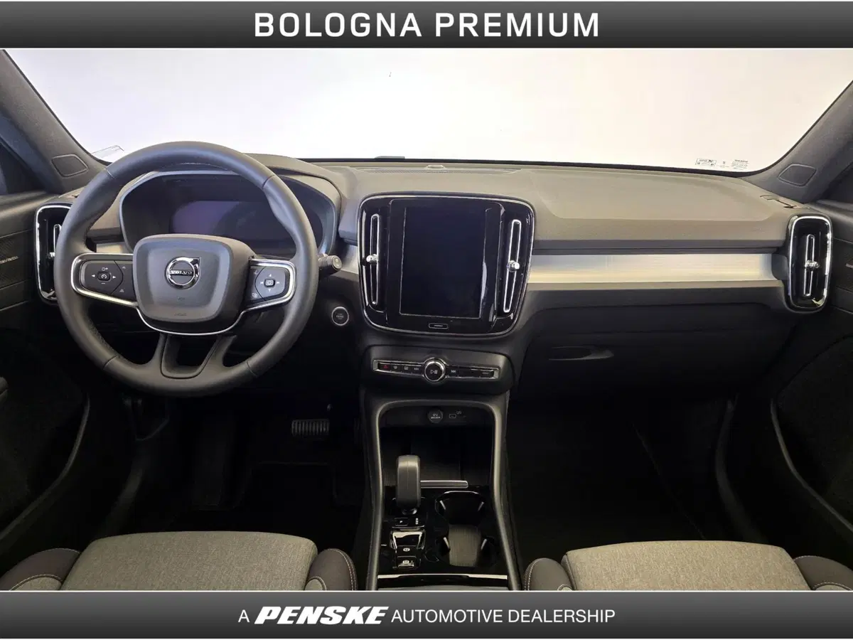 Volvo XC40 usata a Bologna (4)