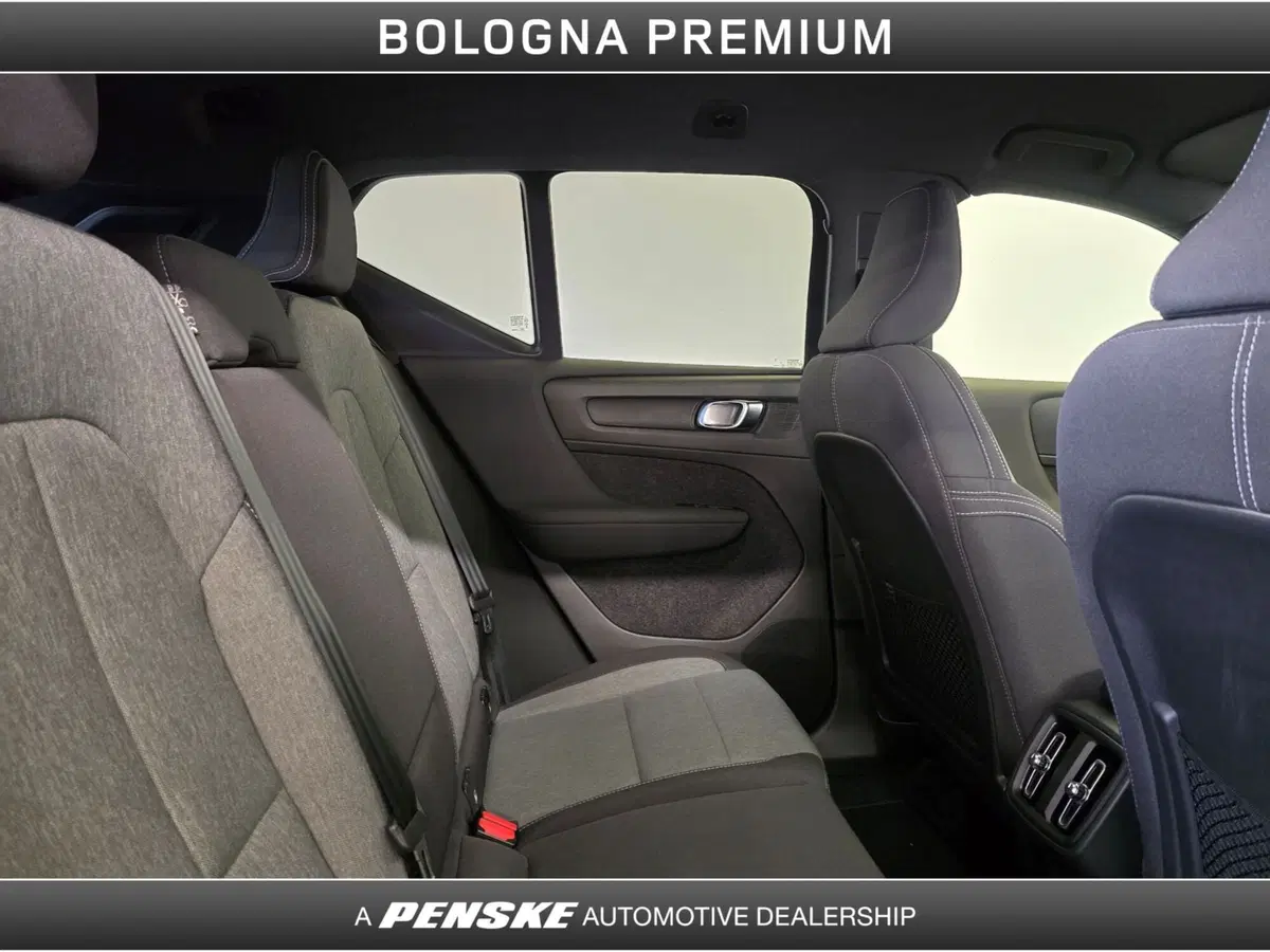 Volvo XC40 usata a Bologna (5)