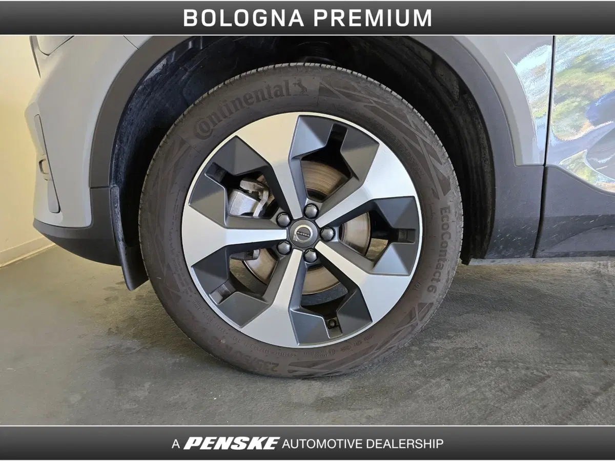 Volvo XC40 usata a Bologna (9)
