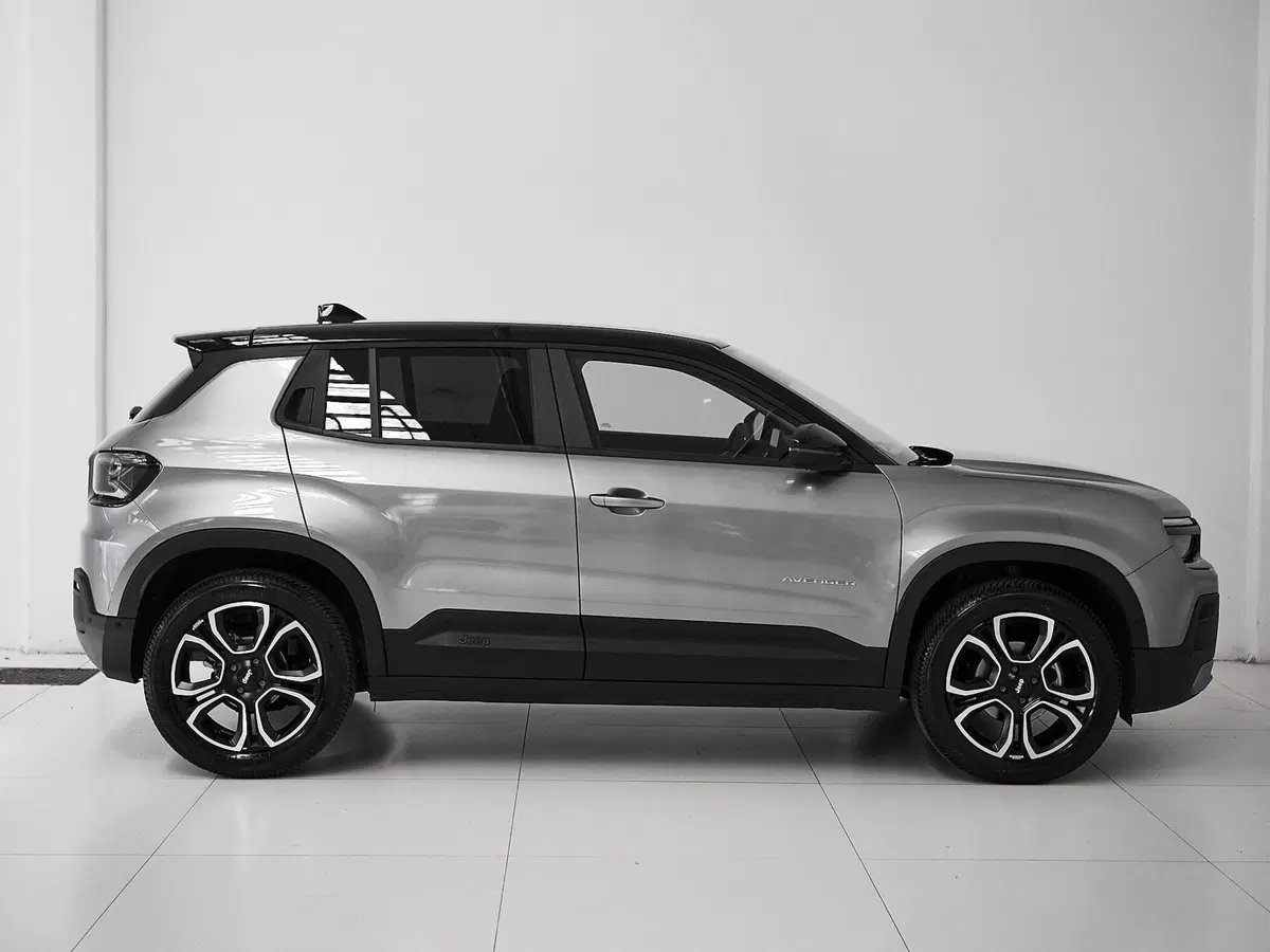 Jeep Avenger usata a Prato (6)
