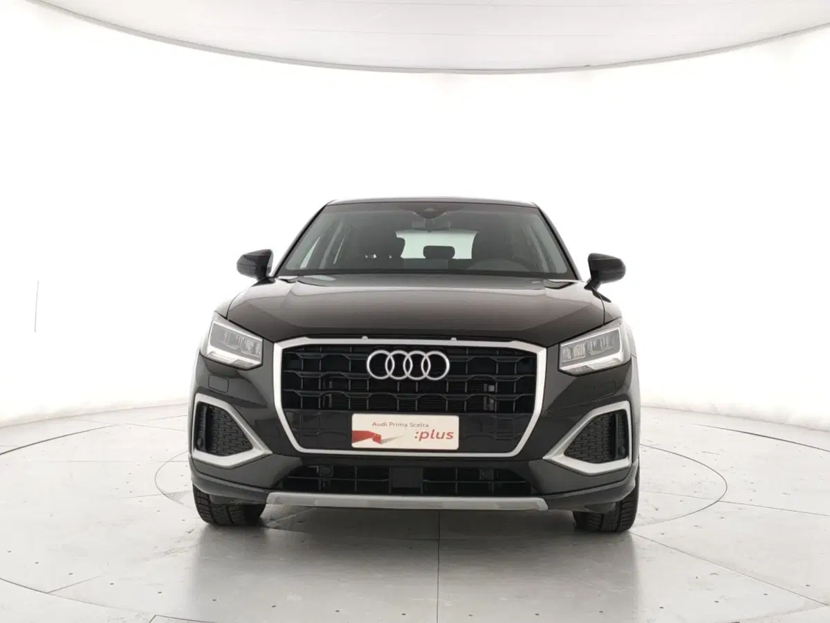 Audi Q2 usata a Napoli (2)
