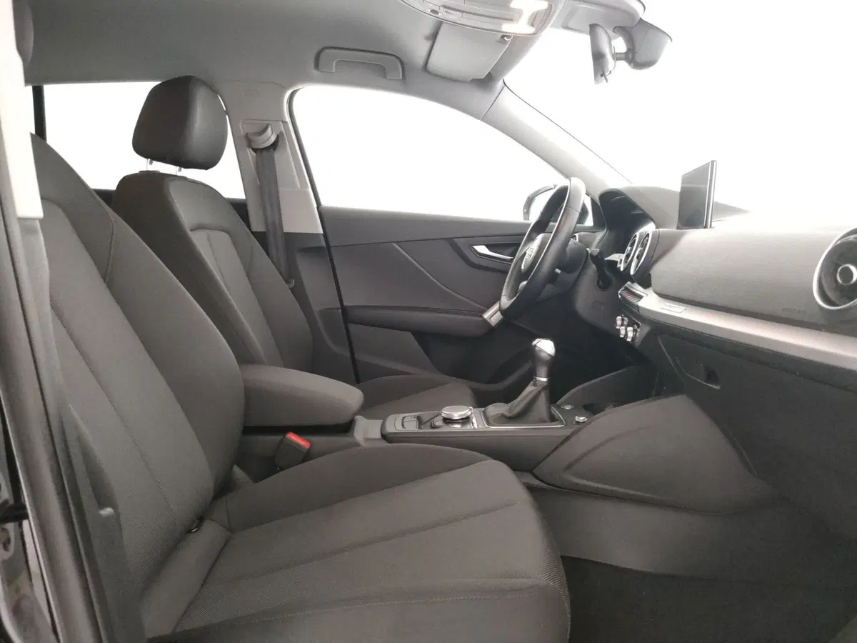 Audi Q2 usata a Napoli (7)