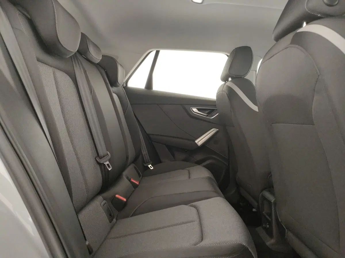 Audi Q2 nuova a Napoli (10)