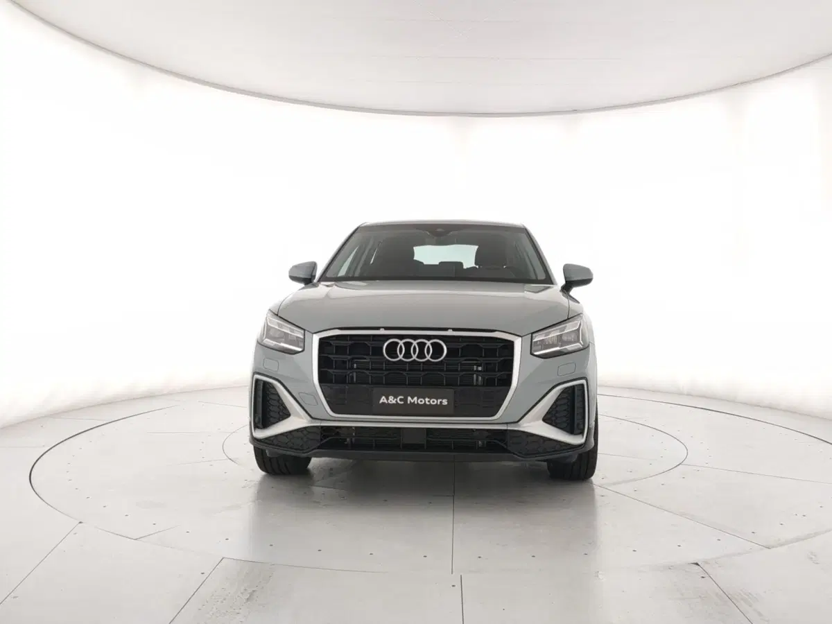 Audi Q2 nuova a Napoli (4)