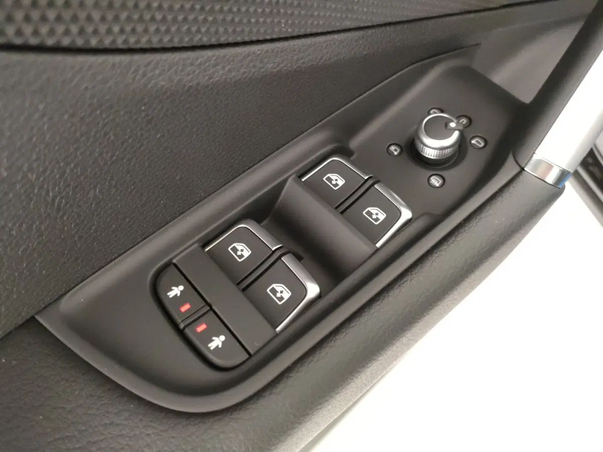 Audi Q2 nuova a Napoli (12)