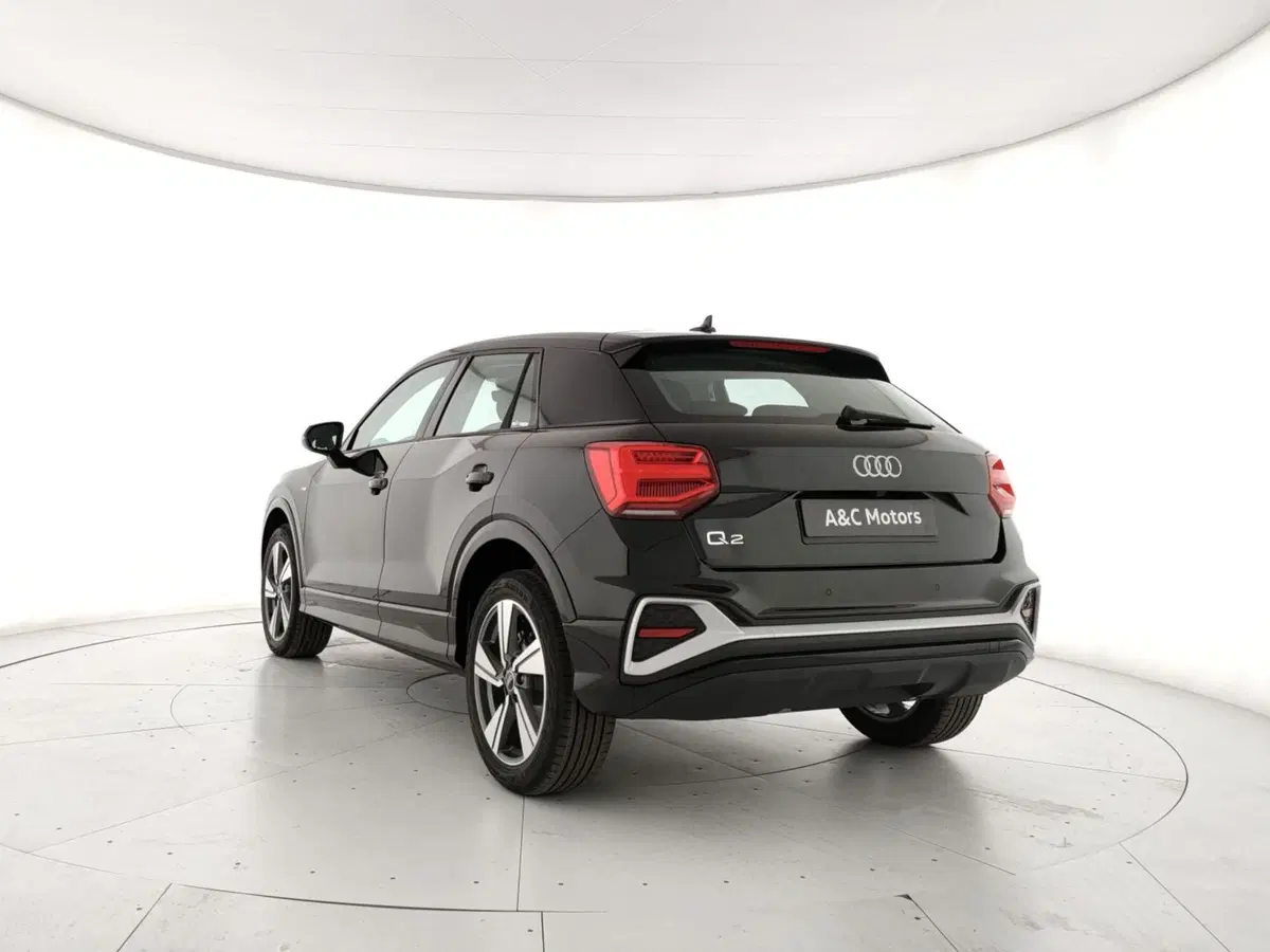 Audi Q2 nuova a Napoli (3)