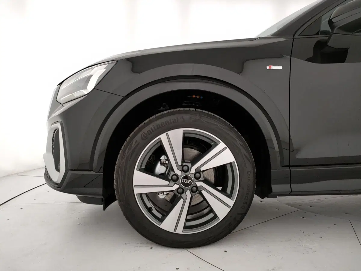Audi Q2 nuova a Napoli (6)