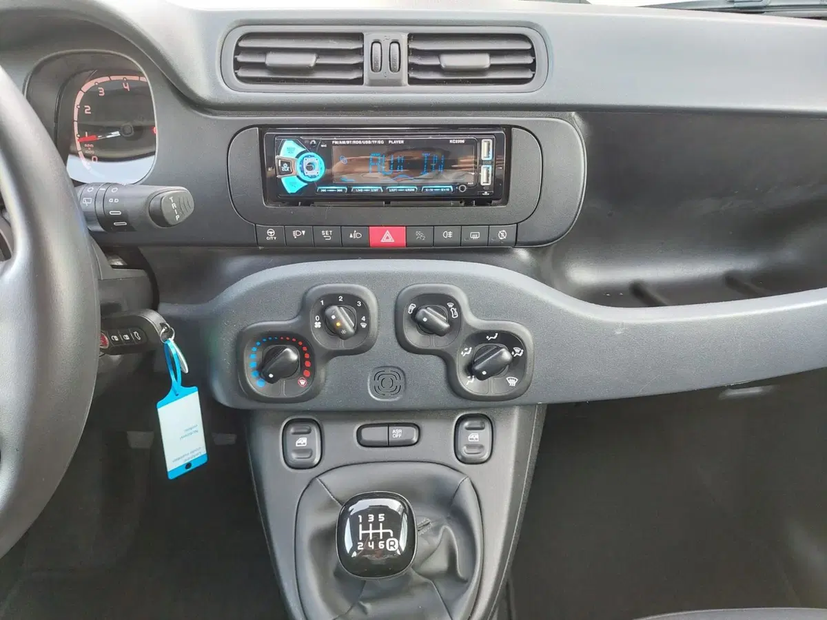 Fiat Panda Cross usata a Treviso (11)
