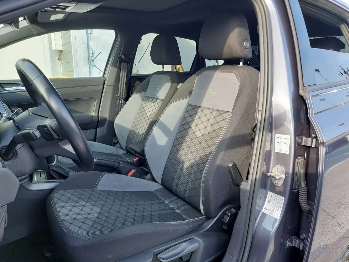 Volkswagen Taigo usata a Treviso (8)