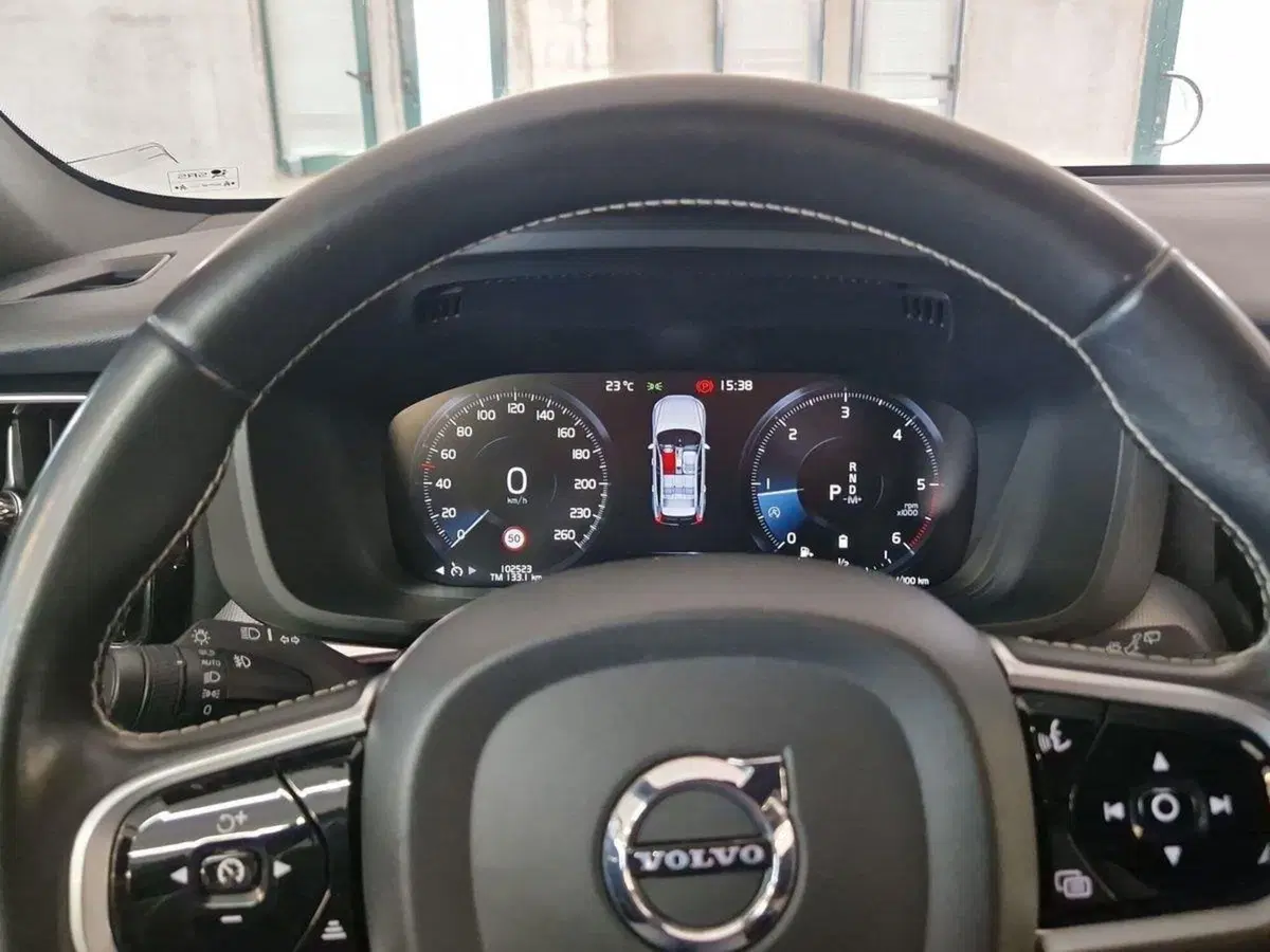 Volvo XC60 usata a Ravenna (12)