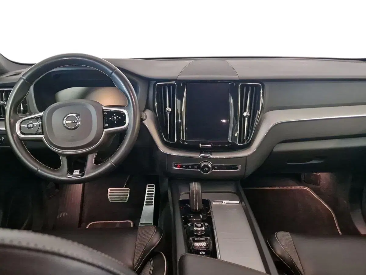 Volvo XC60 usata a Ravenna (6)