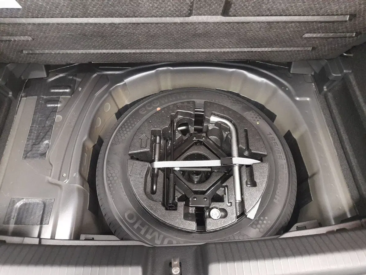 Volkswagen Polo nuova a Bologna (18)