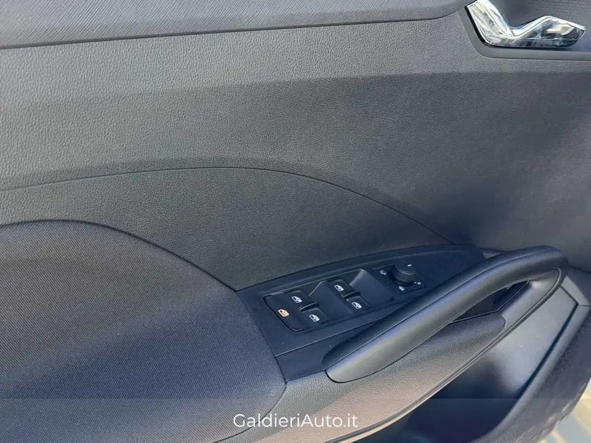 Skoda Fabia usata a Salerno (10)