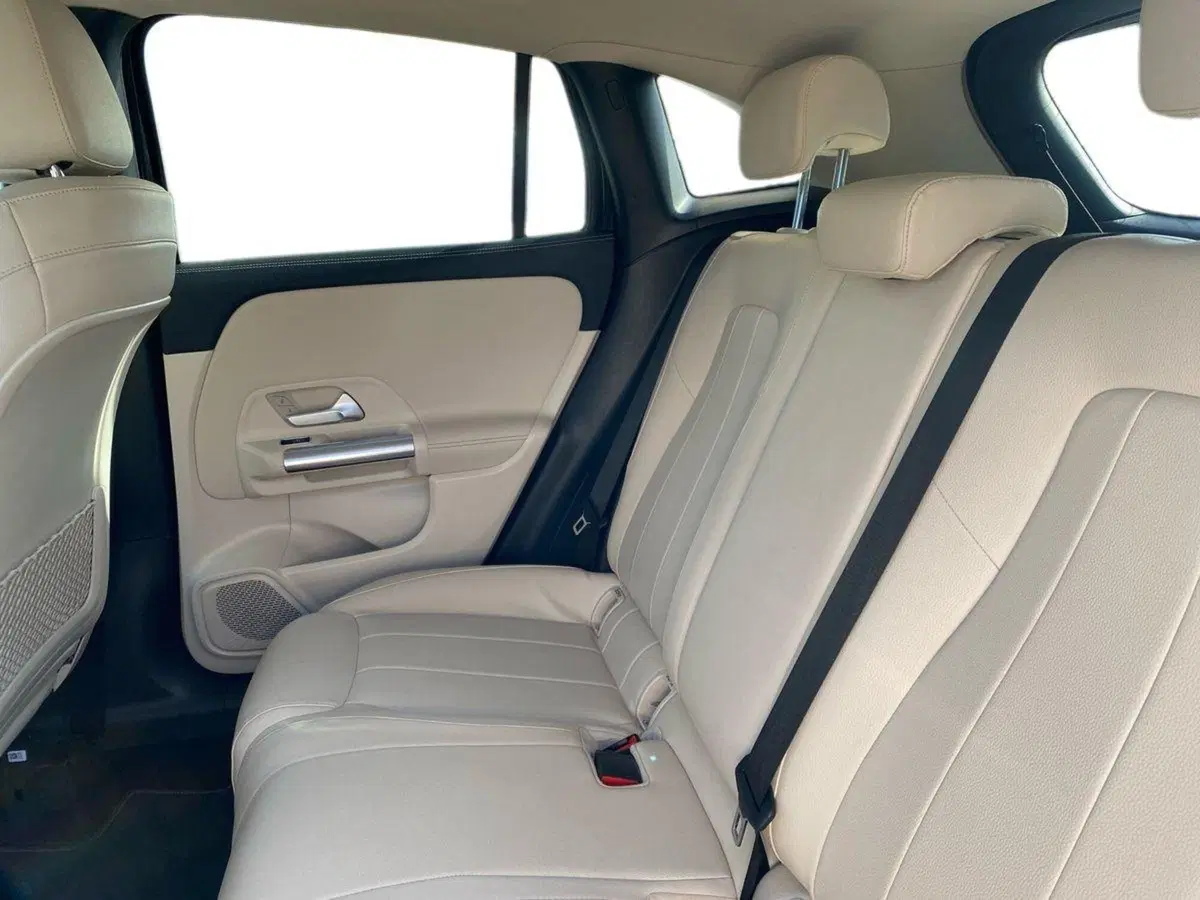 Mercedes-Benz GLA SUV usata a Firenze (12)