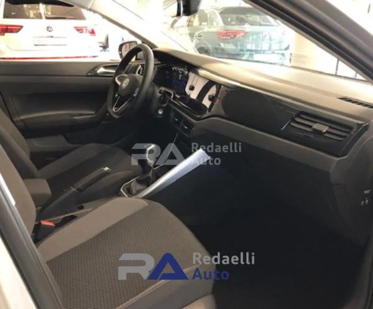 Volkswagen Polo nuova a Lecco (9)