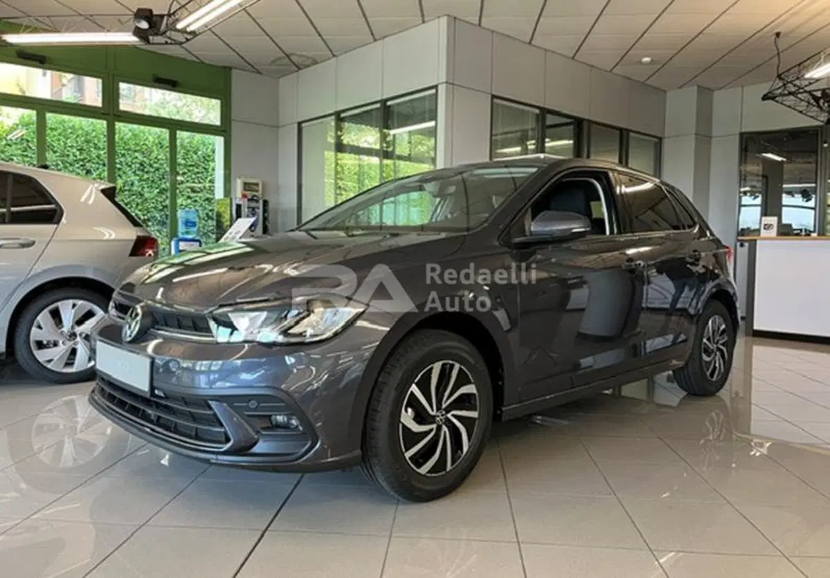 Volkswagen Polo nuova a Lecco (2)