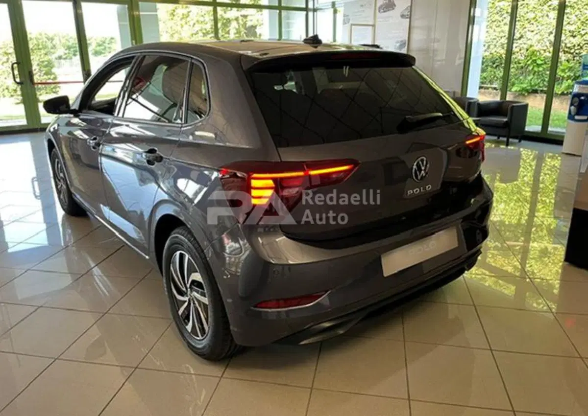 Volkswagen Polo nuova a Lecco (5)