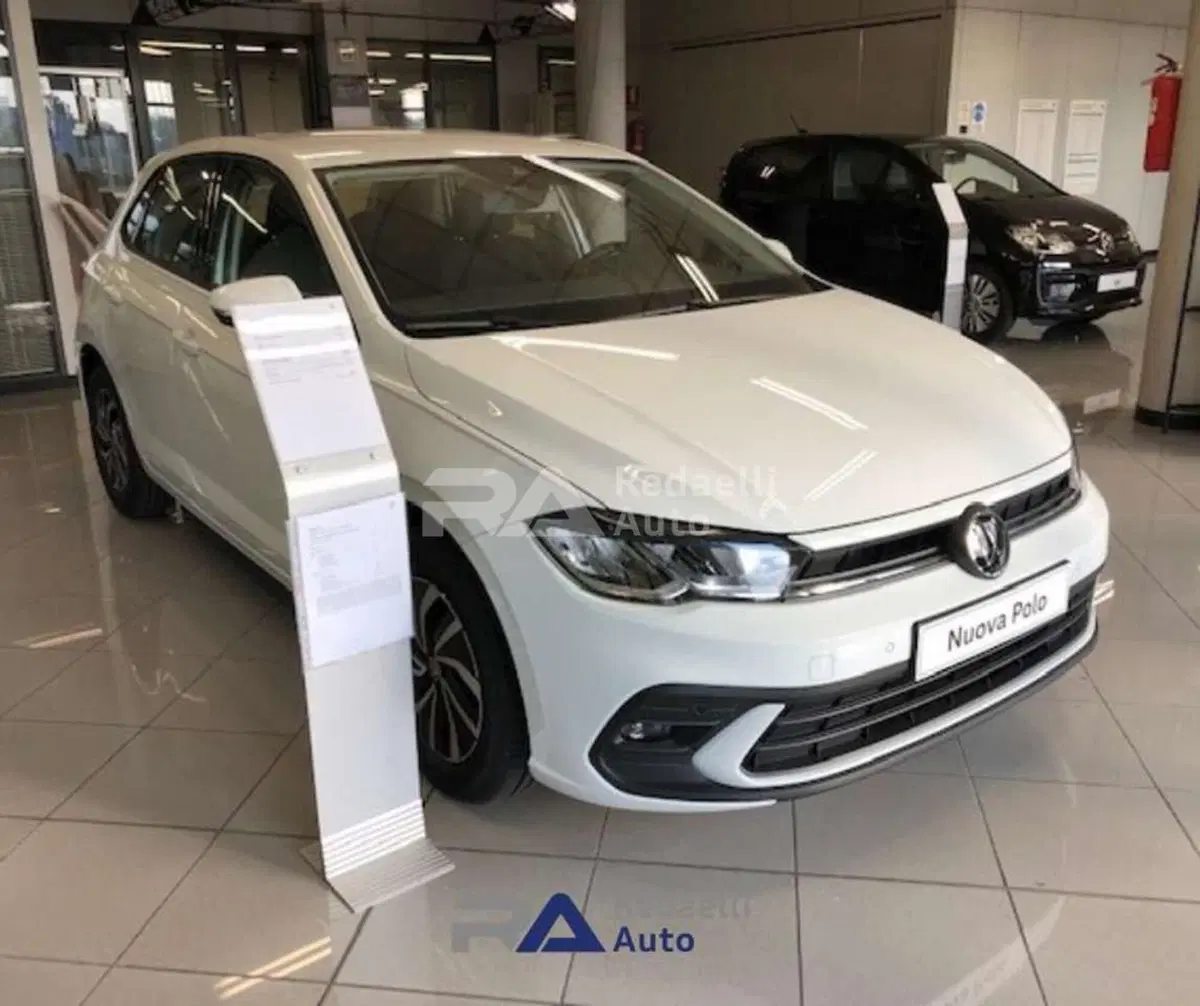 Volkswagen Polo nuova a Lecco (3)