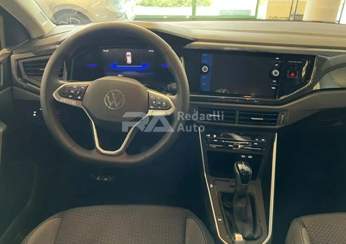 Volkswagen Polo nuova a Lecco (7)