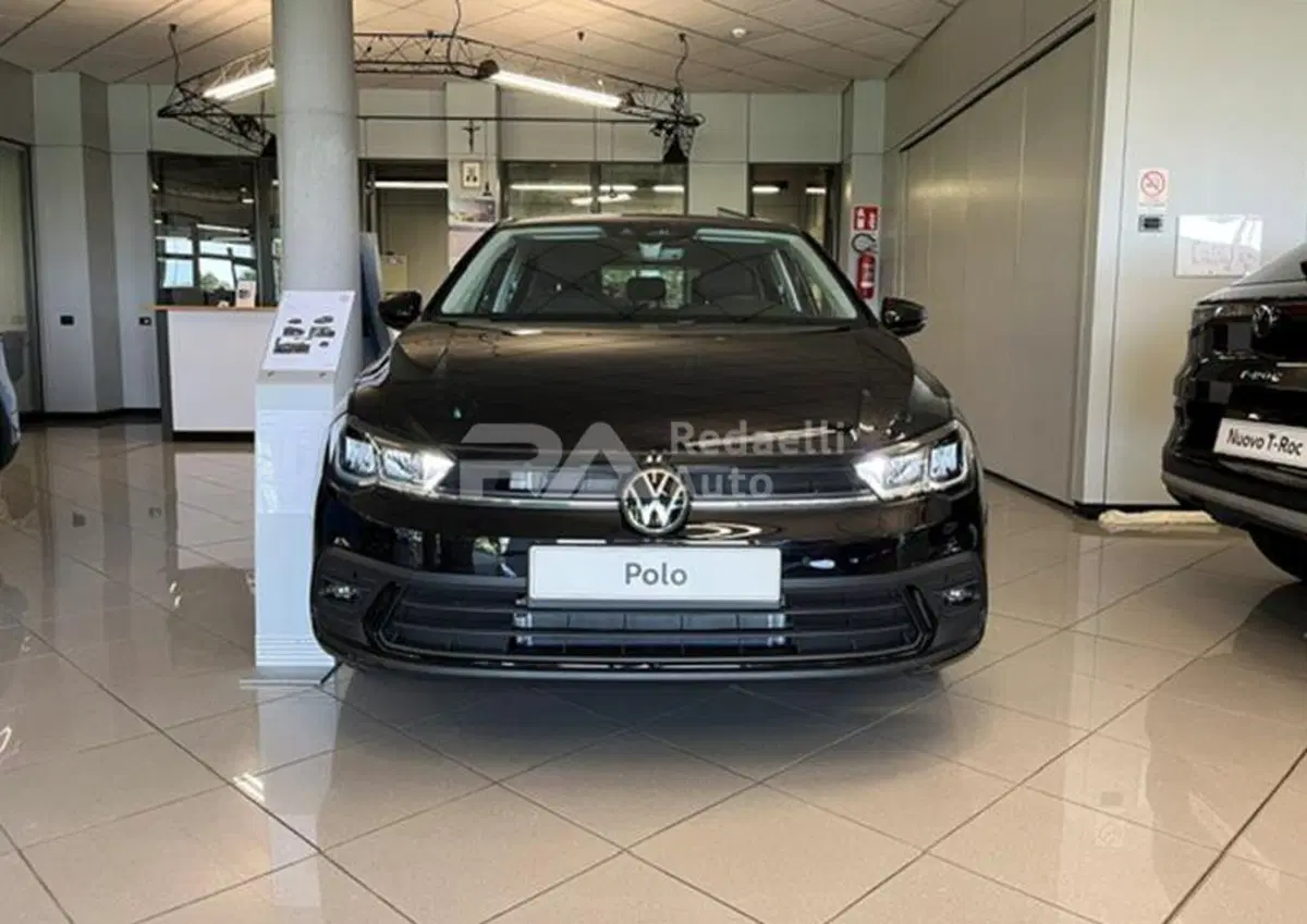 Volkswagen Polo nuova a Lecco (2)