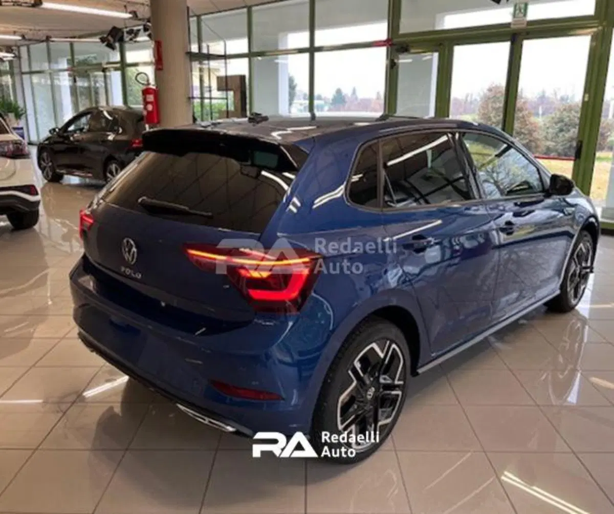 Volkswagen Polo nuova a Lecco (3)