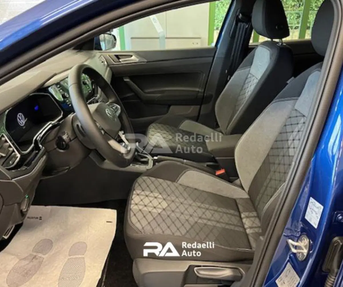Volkswagen Polo nuova a Lecco (5)