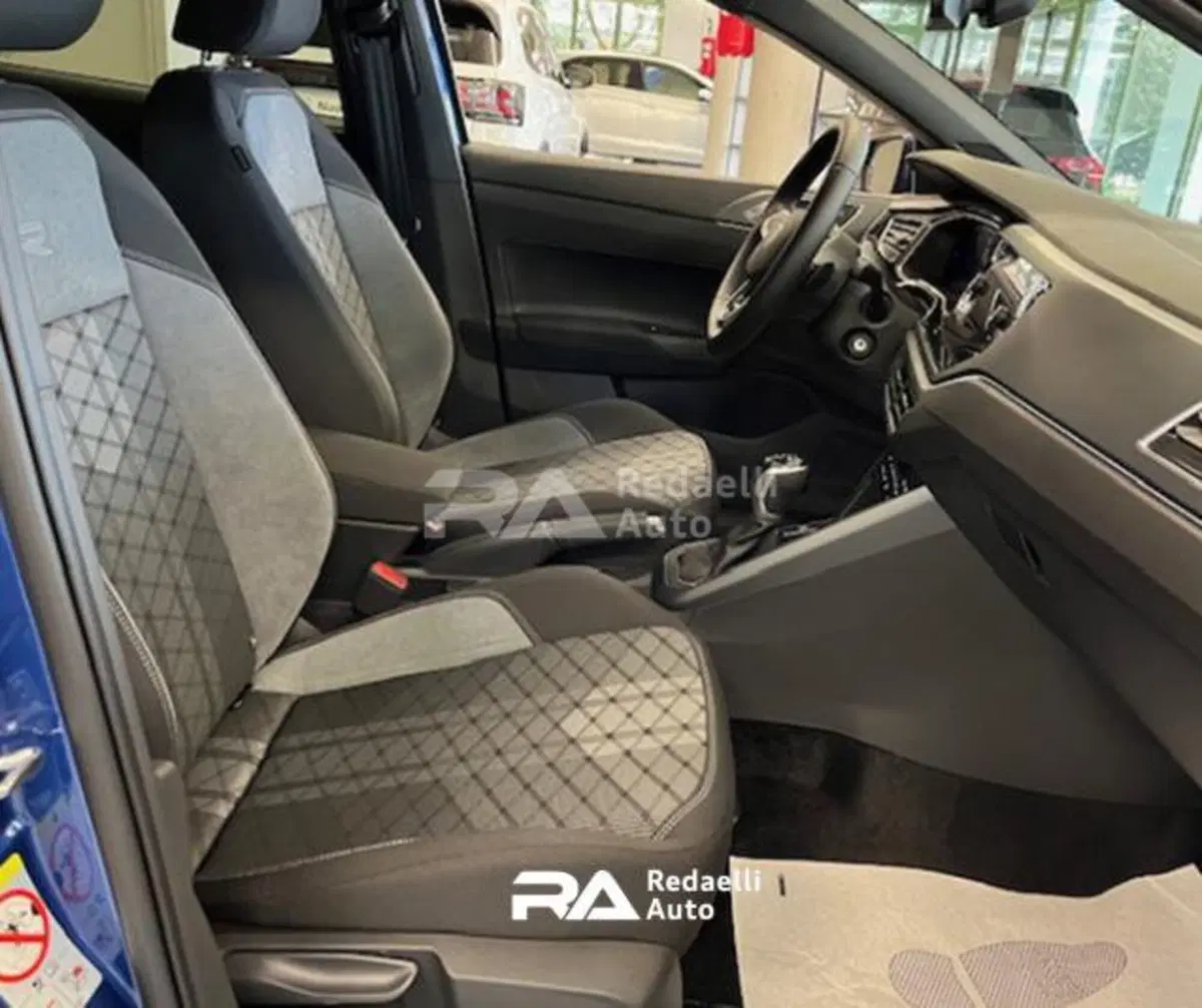 Volkswagen Polo nuova a Lecco (7)