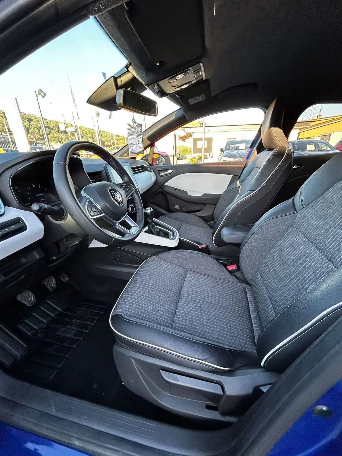 Renault Clio usata a Roma (10)