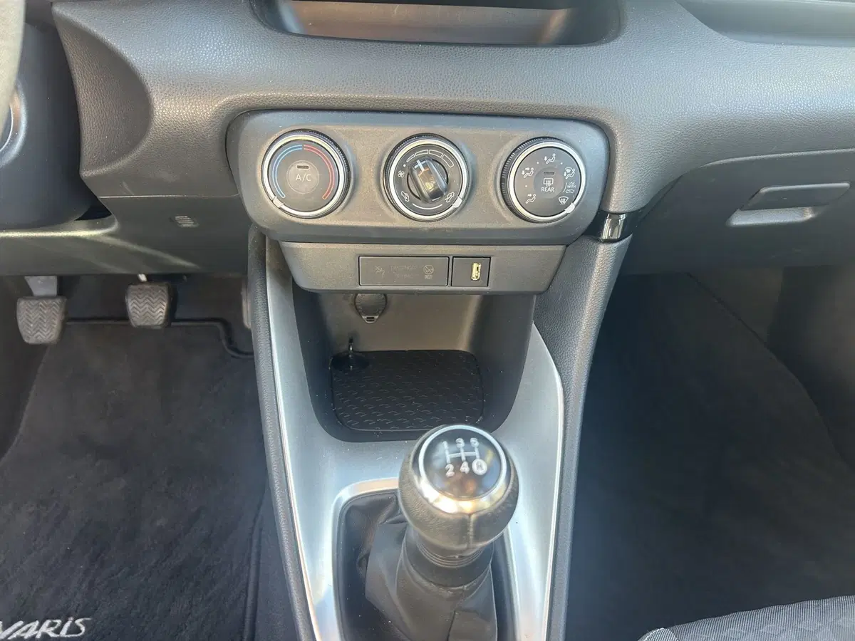 Toyota Yaris usata a Frosinone (10)