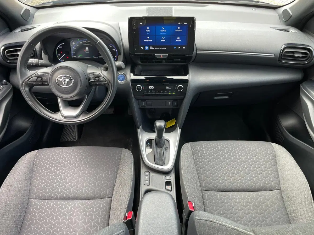 Toyota Yaris Cross usata a Ancona (10)