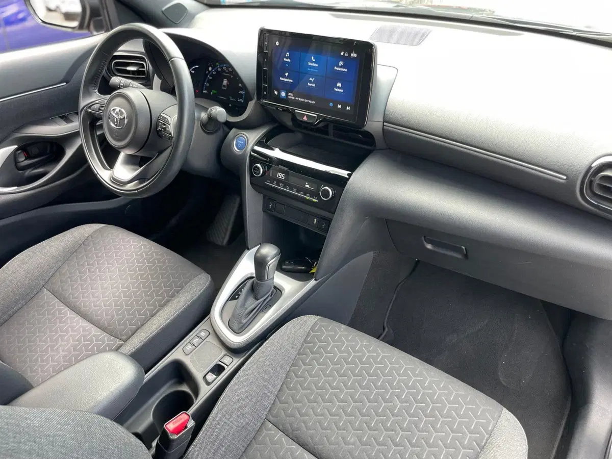 Toyota Yaris Cross usata a Ancona (15)