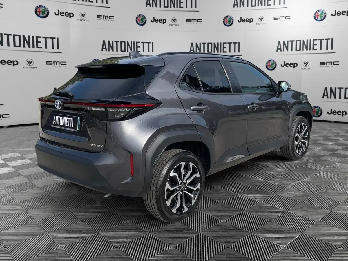 Toyota Yaris Cross usata a Ancona (5)