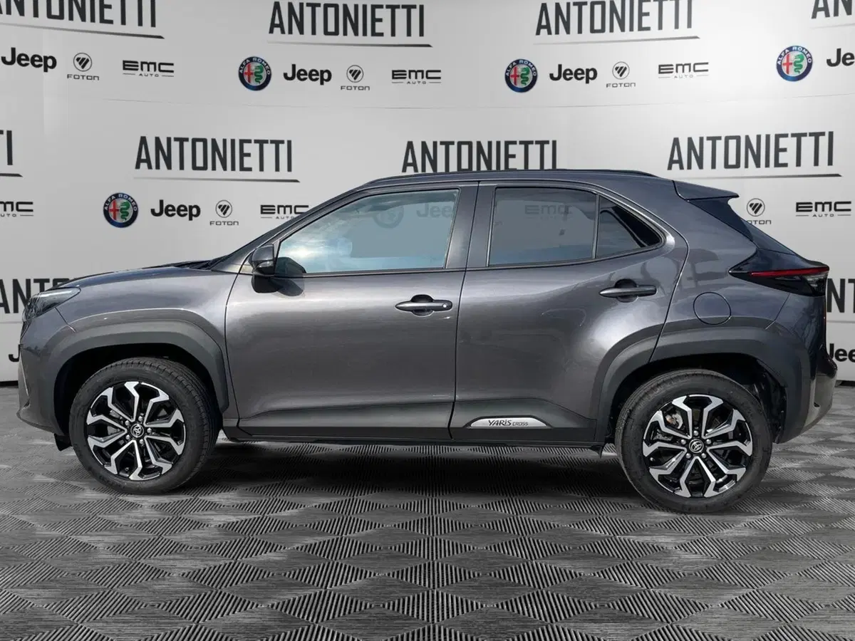 Toyota Yaris Cross usata a Ancona (8)