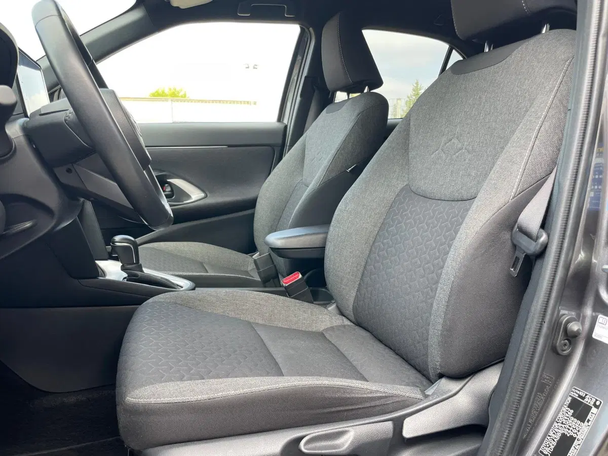 Toyota Yaris Cross usata a Ancona (9)