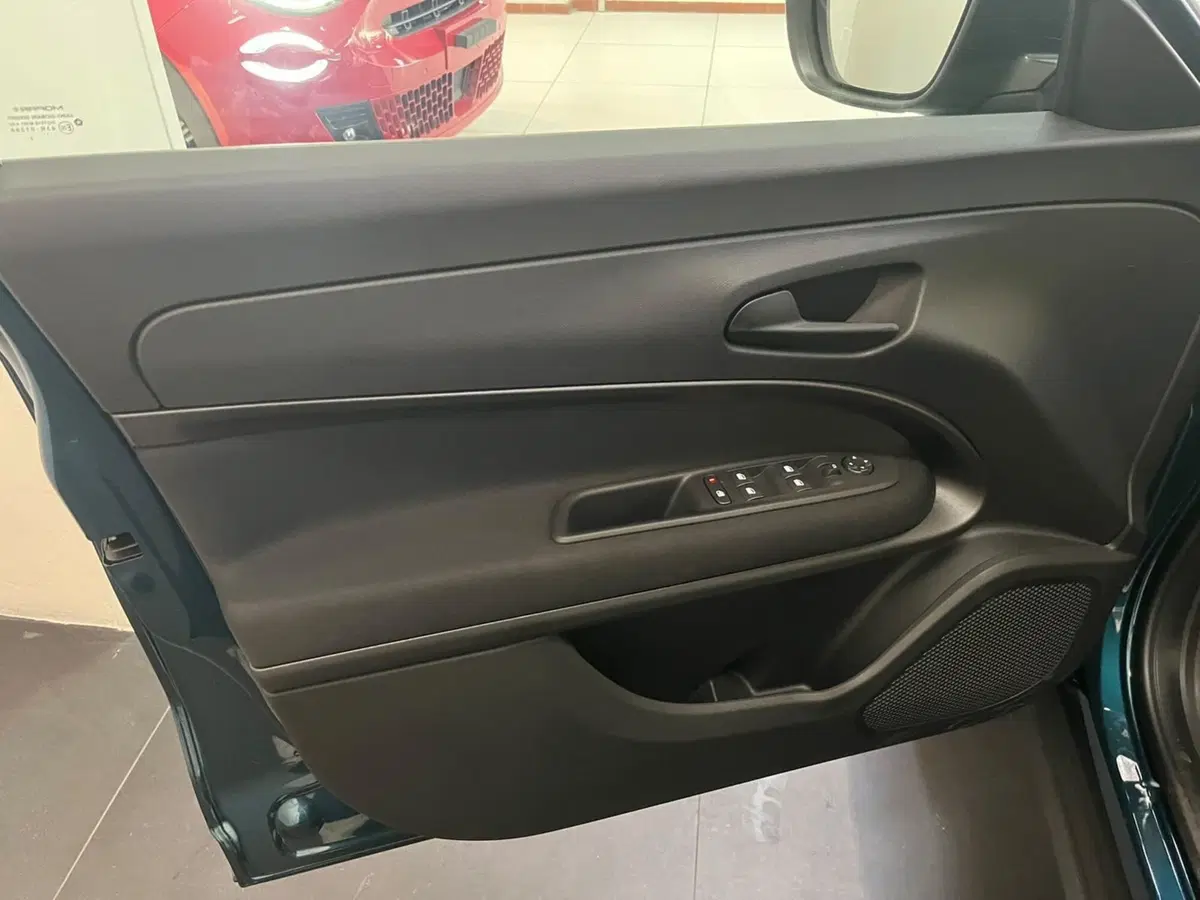Fiat 600 nuova a Lucca (9)