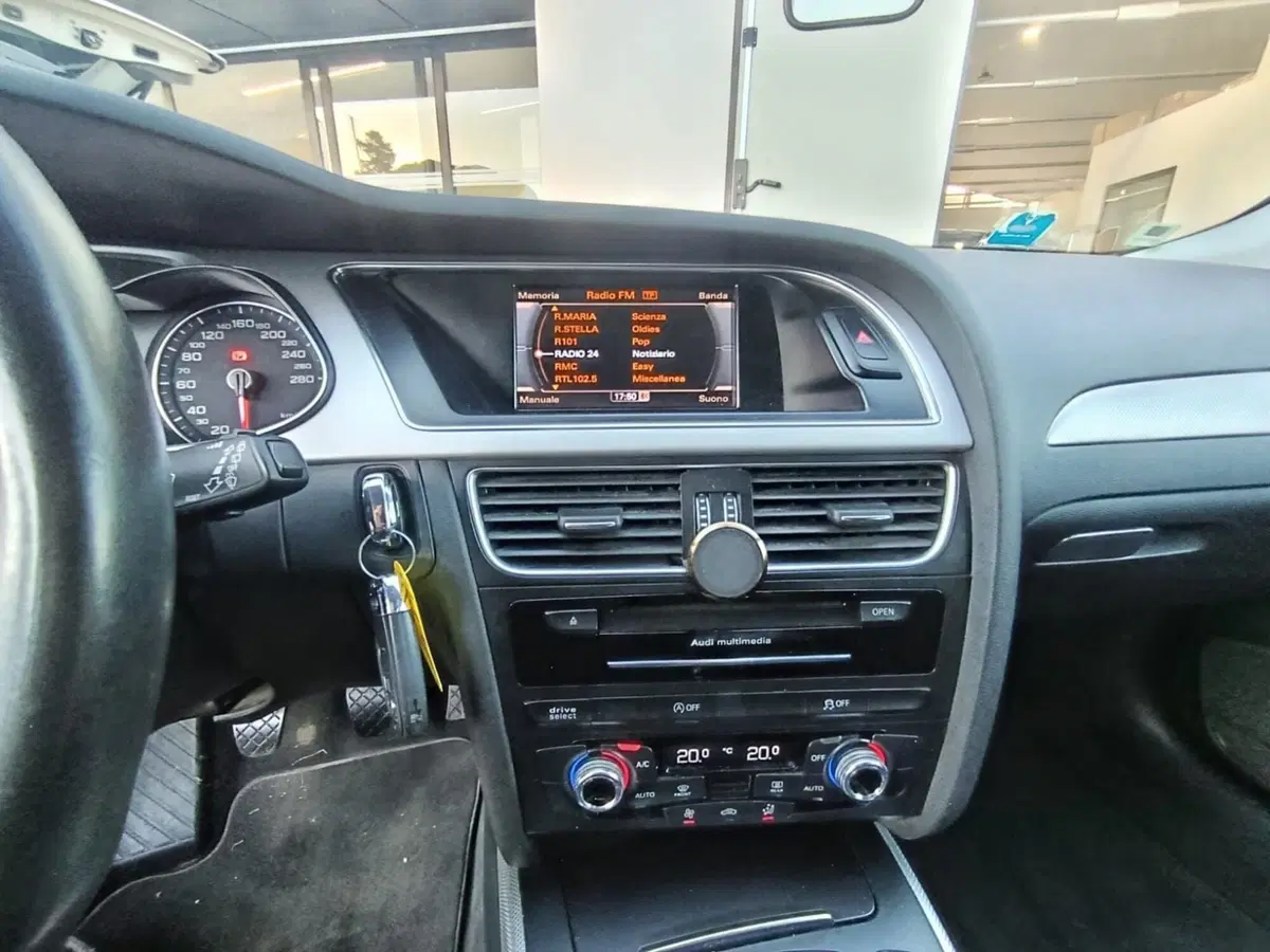 Audi A4 Avant usata a Massa-Carrara (17)