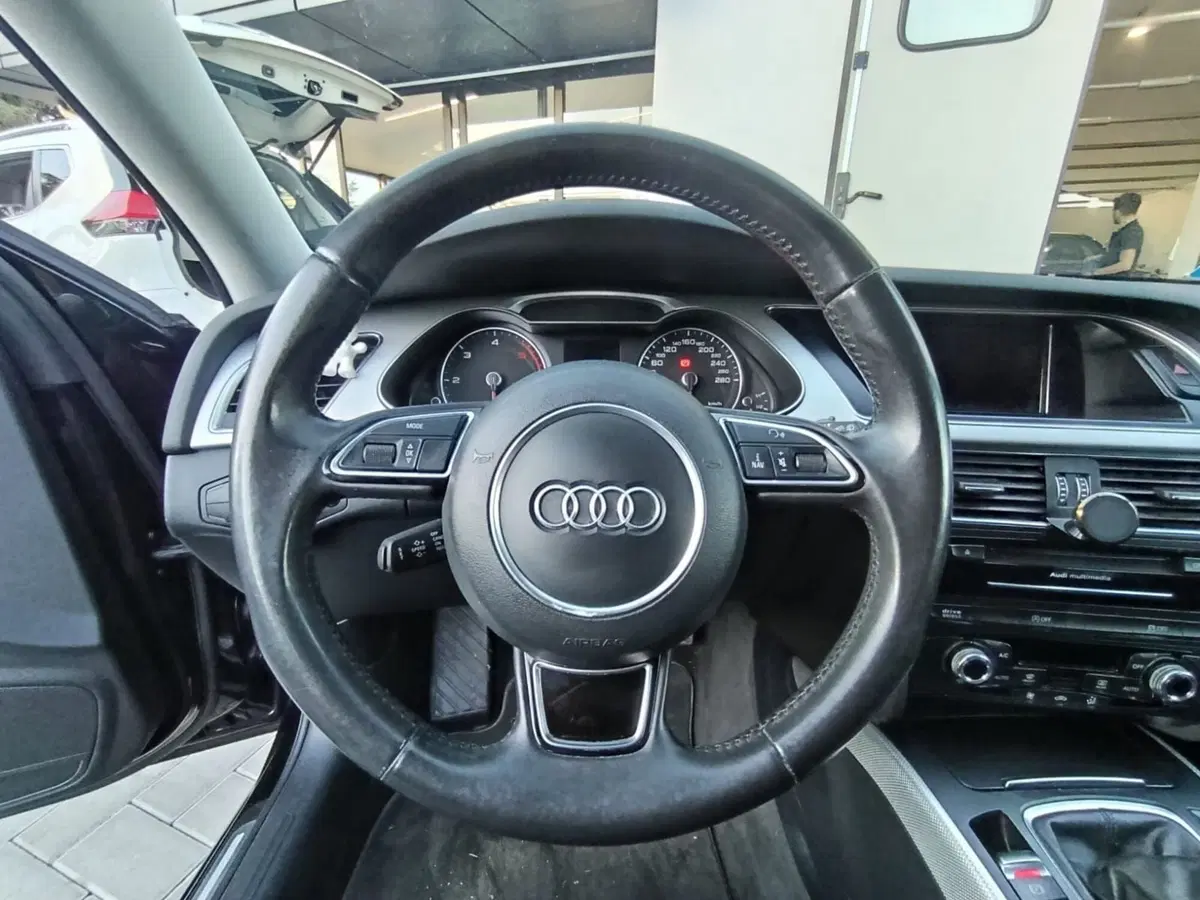 Audi A4 Avant usata a Massa-Carrara (6)