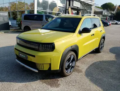 Fiat Grande Panda 1.2 hybrid La Prima 110cv edct del 2026 usata a Ravenna