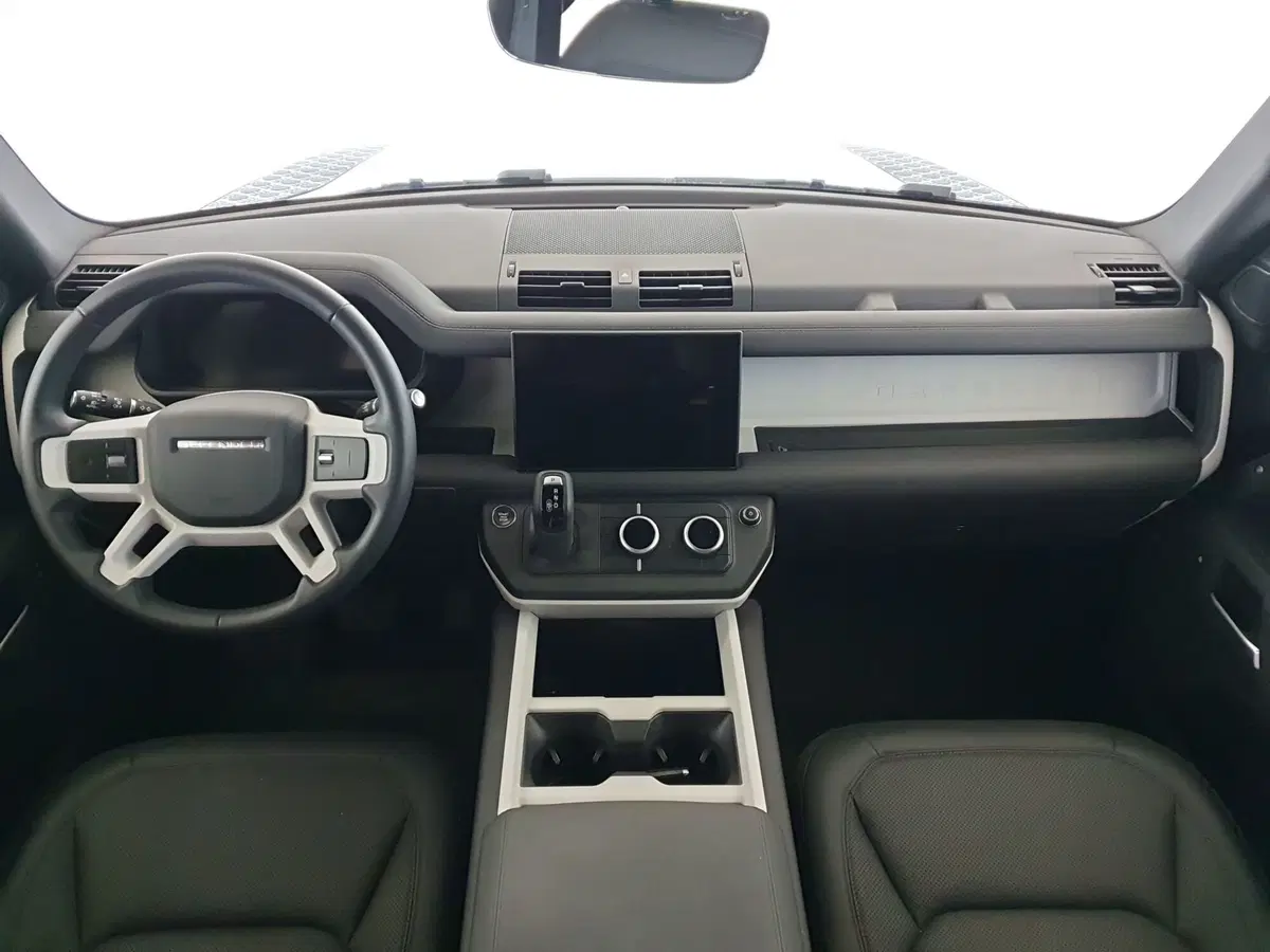 Land Rover Defender usata a Monza e Brianza (4)