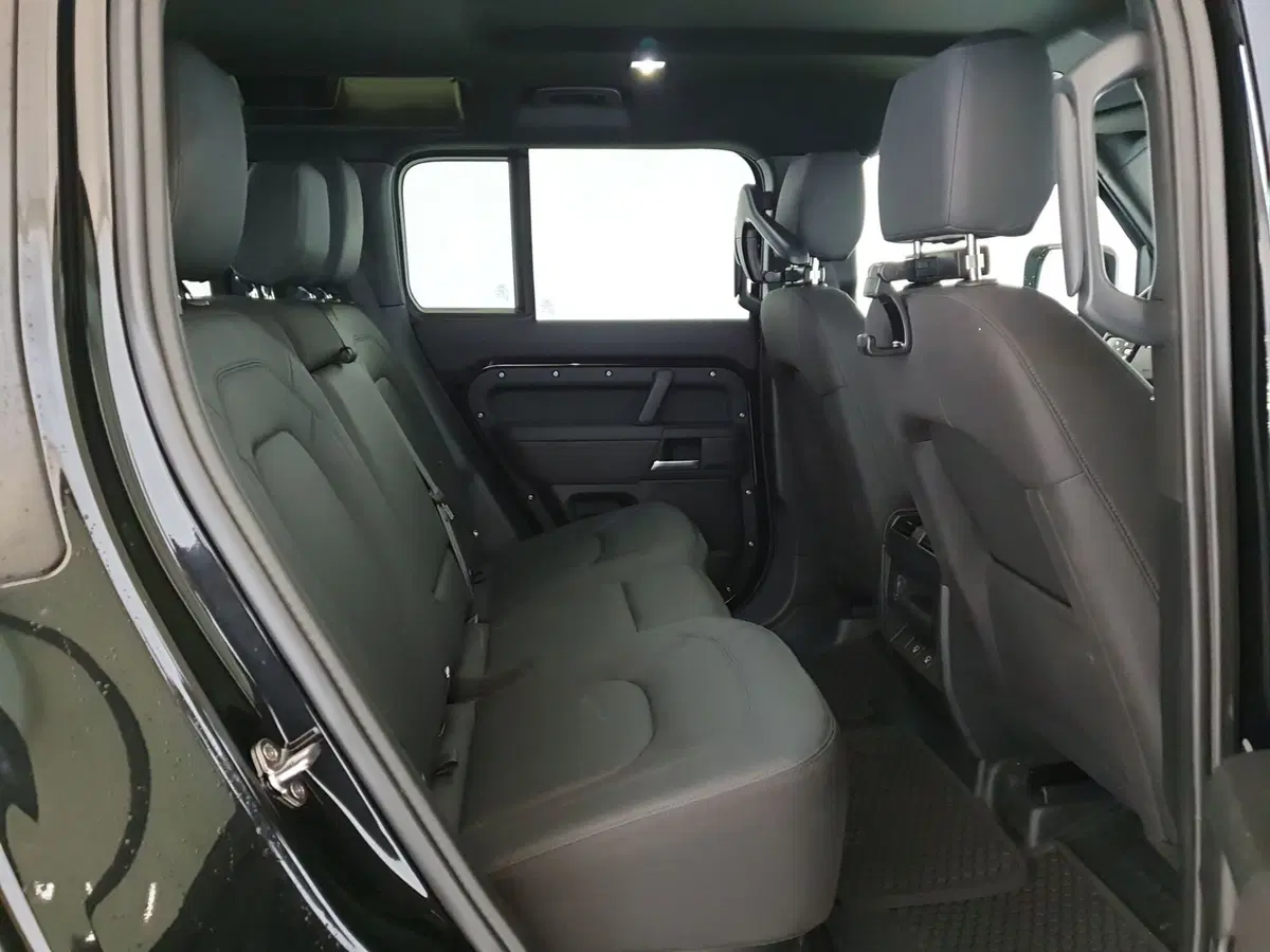 Land Rover Defender usata a Monza e Brianza (5)