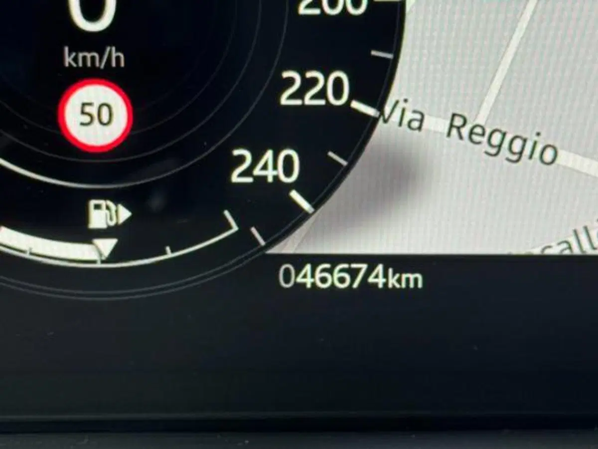 Land Rover Range Rover Velar usata a Monza e Brianza (13)