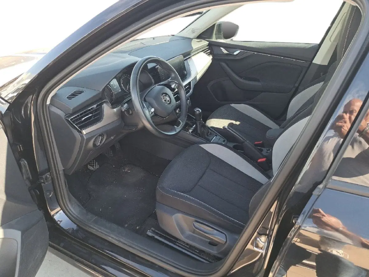 Skoda Kamiq usata a Cagliari (5)